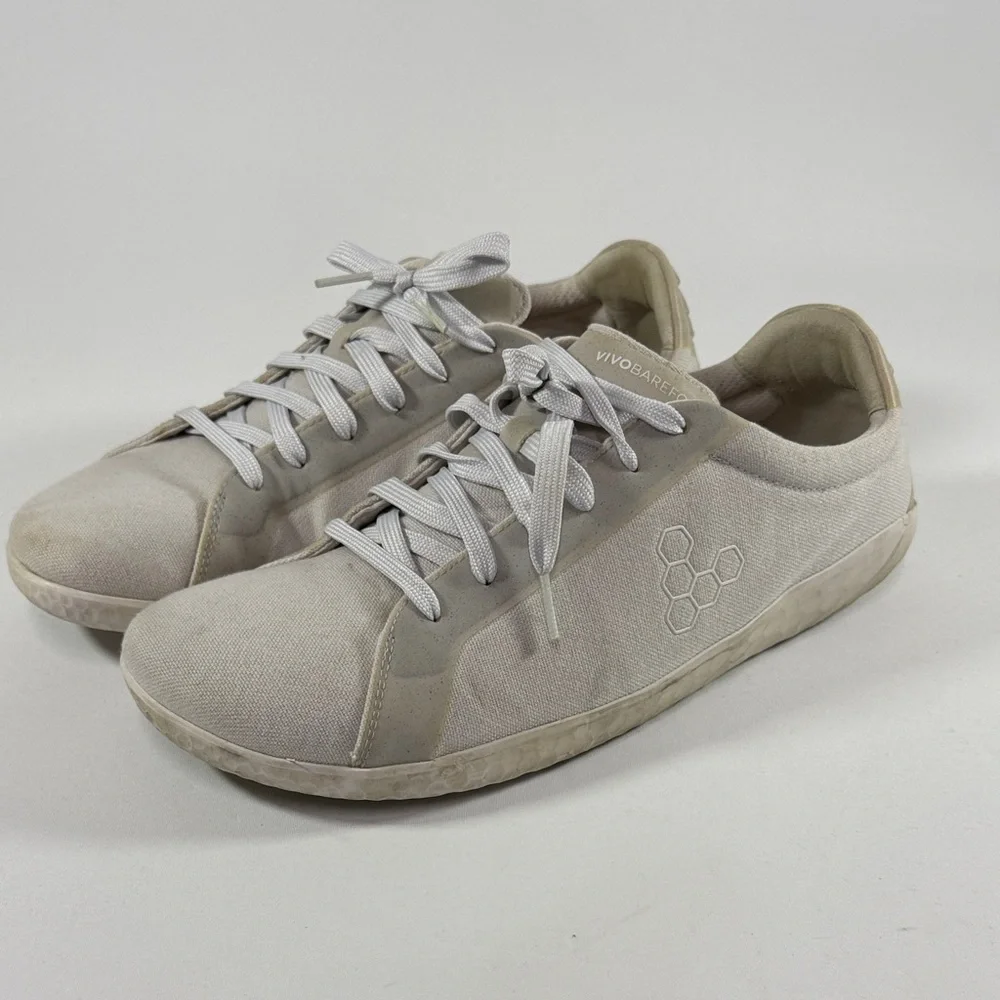 Vivo casual low-profile sneakers in light gray and white